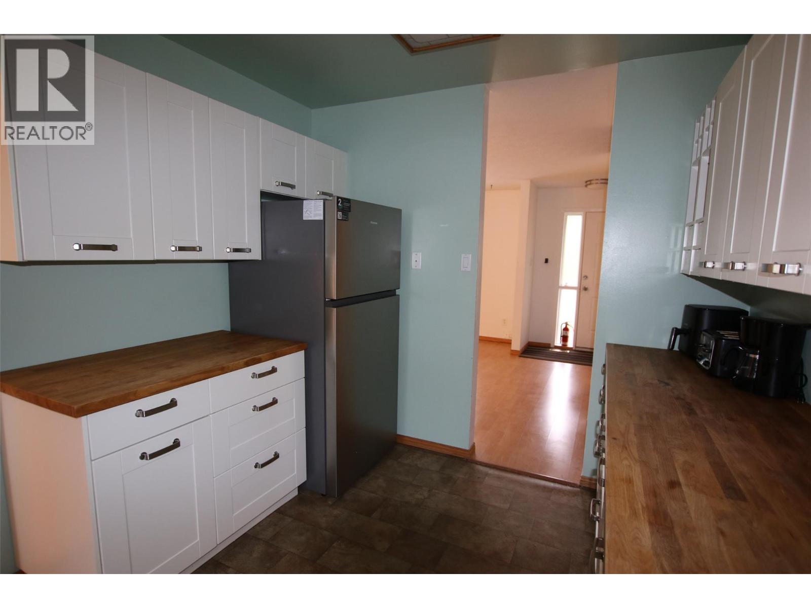 236 Murray Drive, Tumbler Ridge, British Columbia  V0C 2W0 - Photo 6 - 10400545
