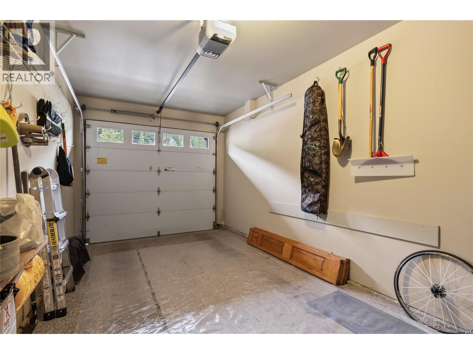5925 Snow Pines Way Unit# 1, Big White, British Columbia  V1P 1T4 - Photo 33 - 10400414