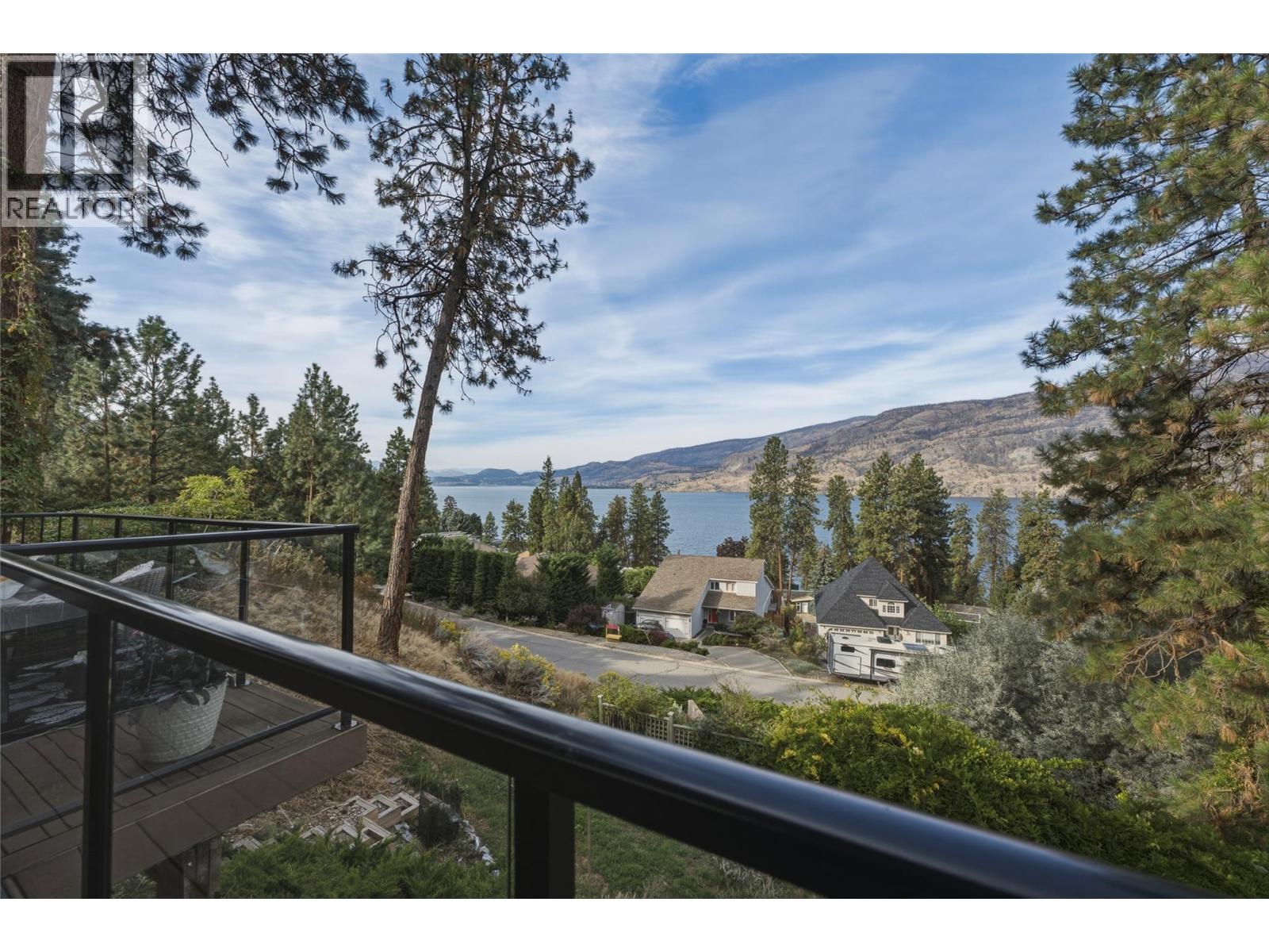 1934 Paly Road, Kelowna, British Columbia  V1V 2B9 - Photo 12 - 10400403