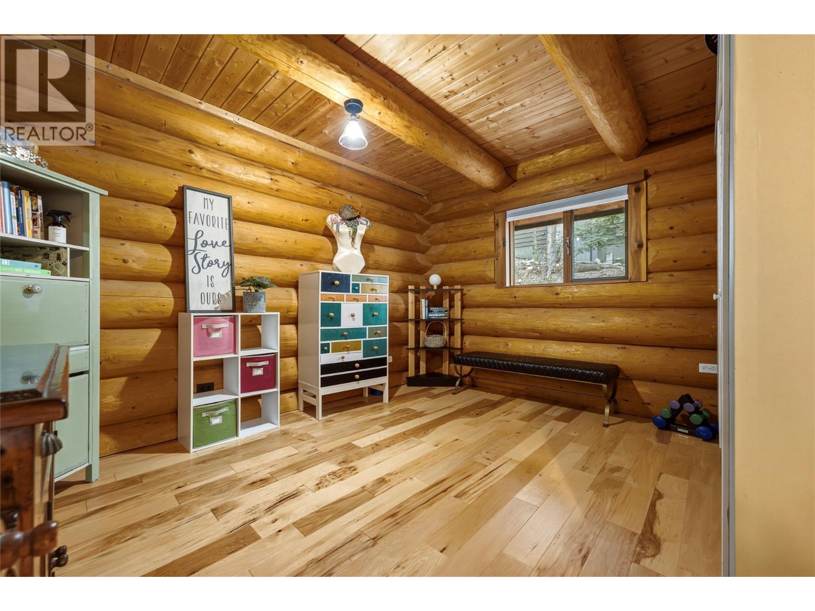 1934 Paly Road, Kelowna, British Columbia  V1V 2B9 - Photo 18 - 10400403