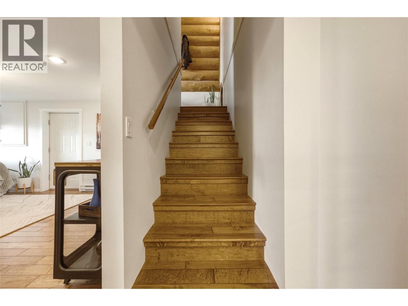 1934 Paly Road, Kelowna, British Columbia  V1V 2B9 - Photo 25 - 10400403