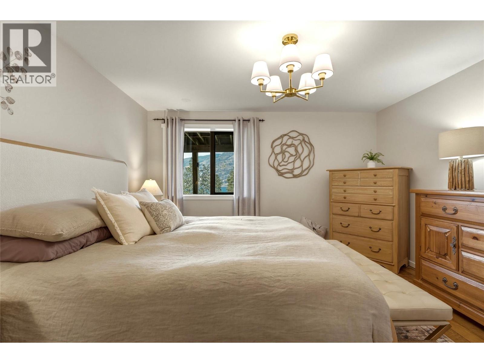 1934 Paly Road, Kelowna, British Columbia  V1V 2B9 - Photo 31 - 10400403