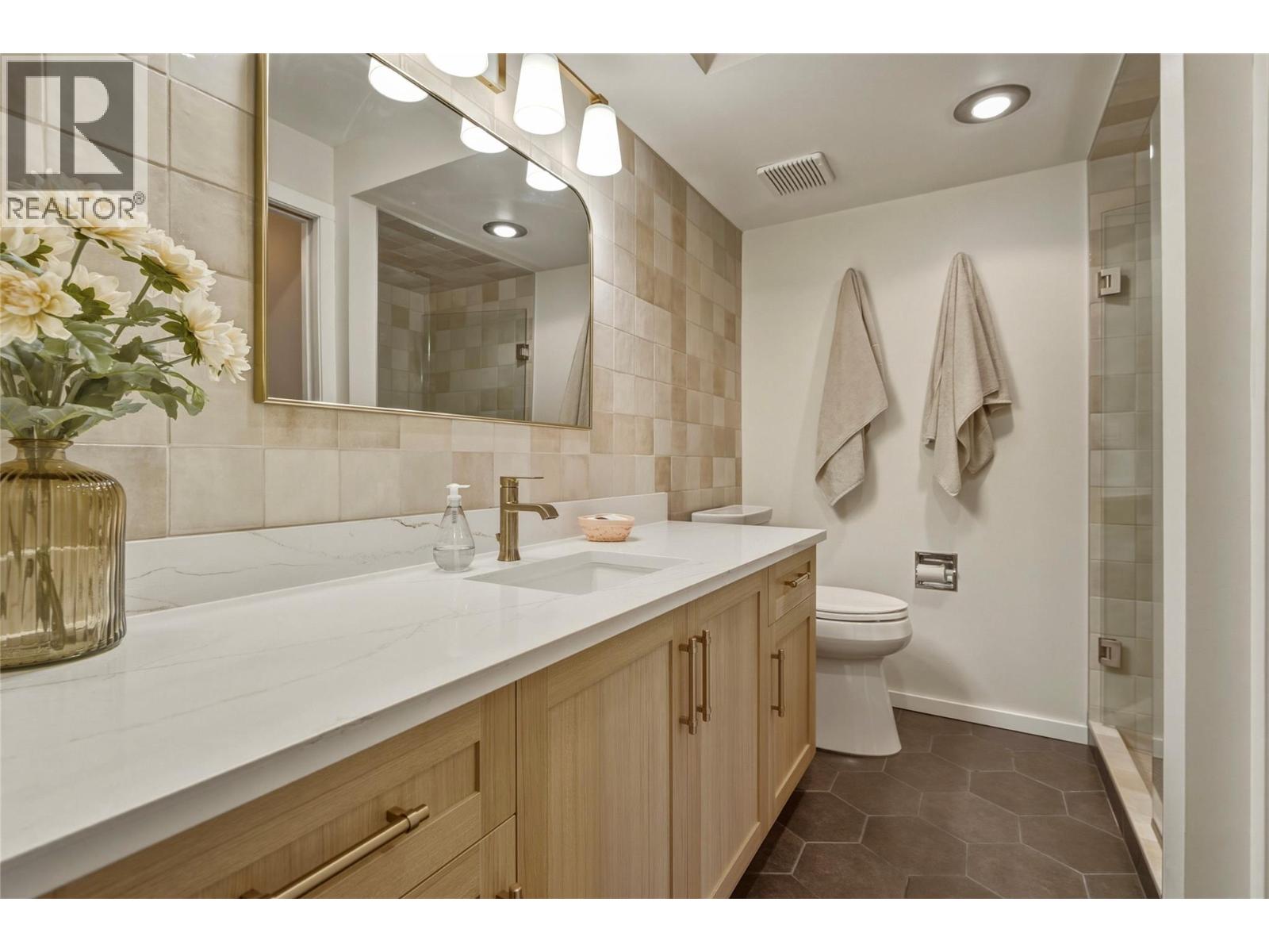 1934 Paly Road, Kelowna, British Columbia  V1V 2B9 - Photo 33 - 10400403