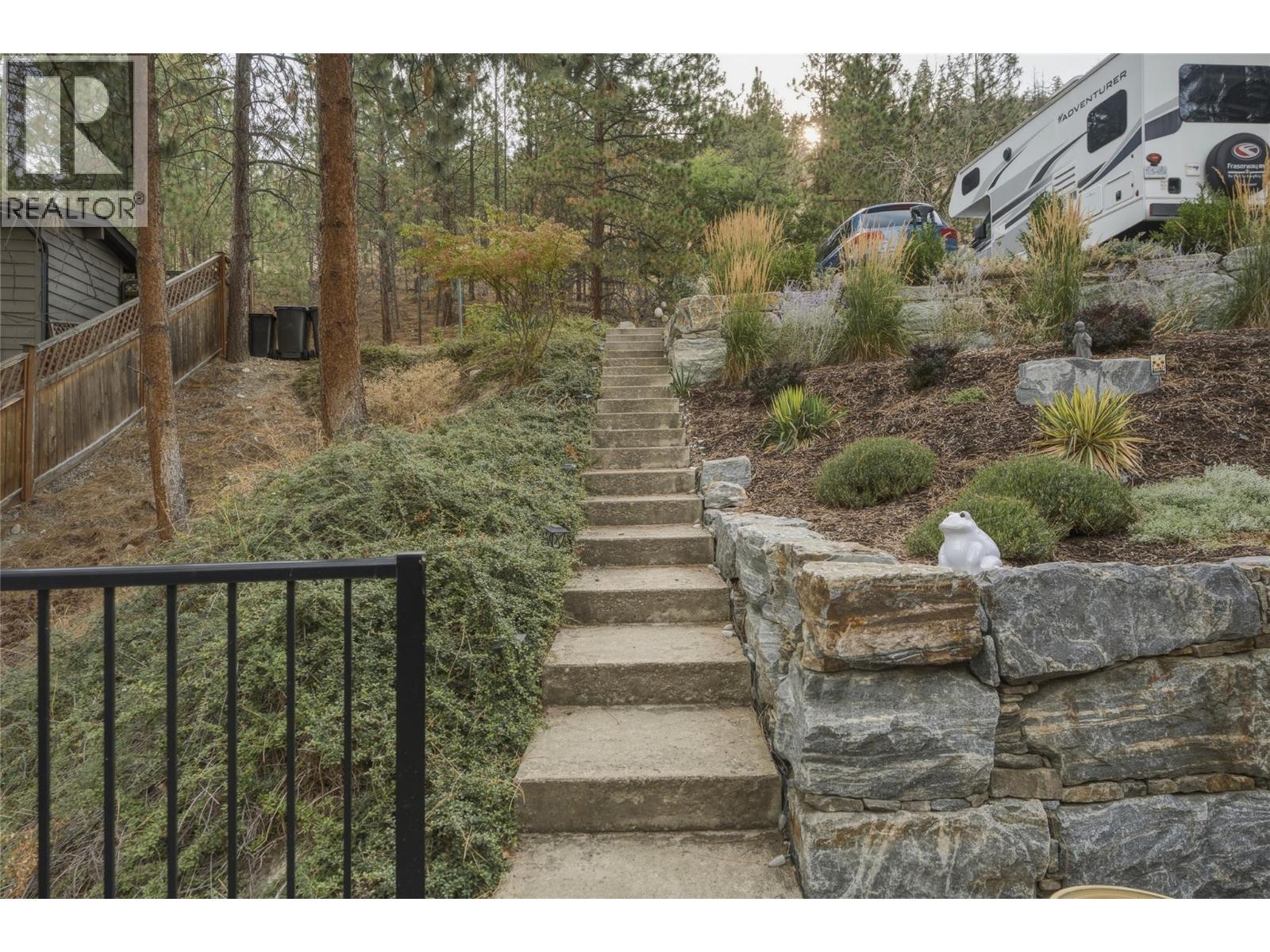 1934 Paly Road, Kelowna, British Columbia  V1V 2B9 - Photo 50 - 10400403