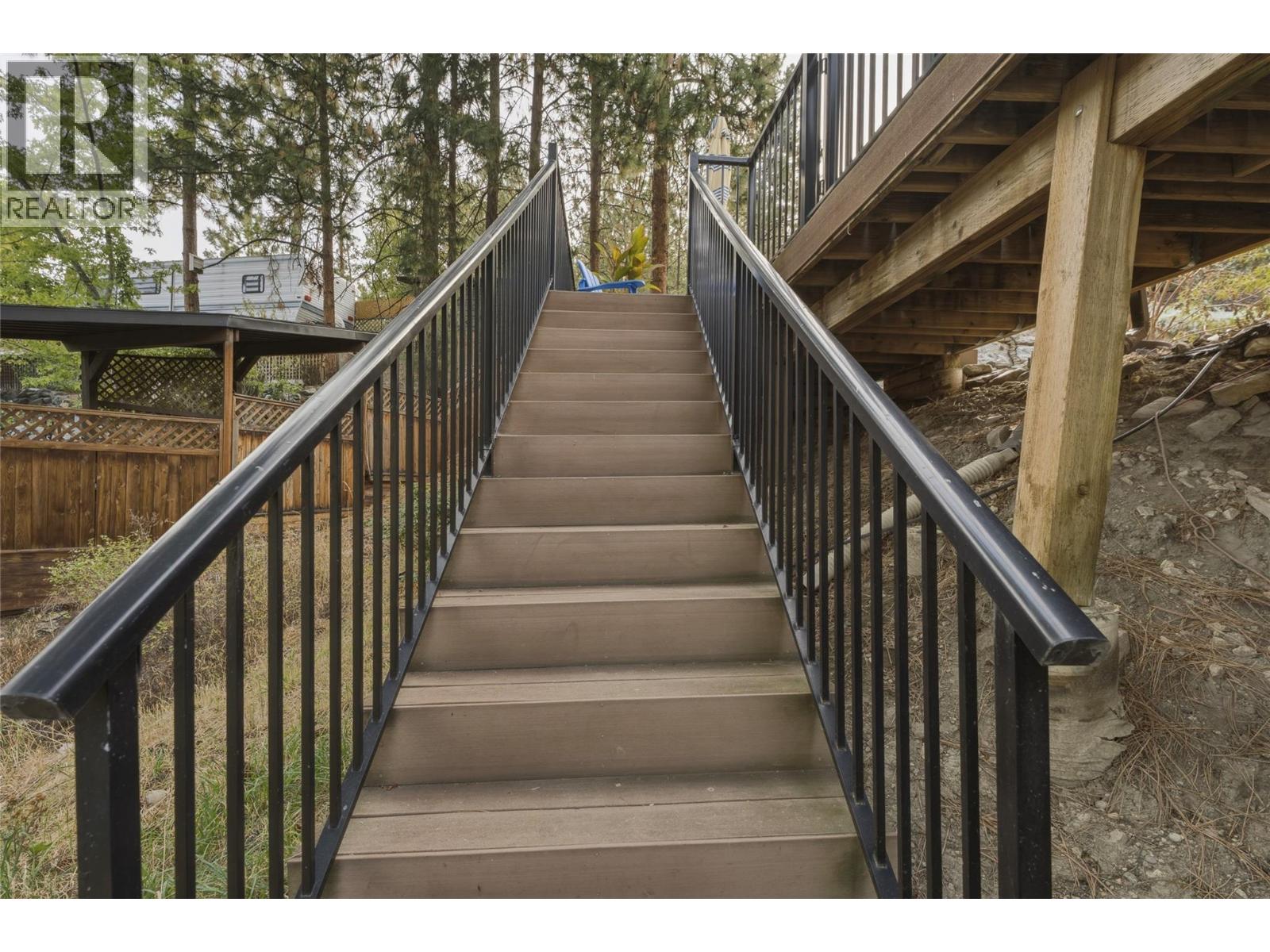 1934 Paly Road, Kelowna, British Columbia  V1V 2B9 - Photo 51 - 10400403