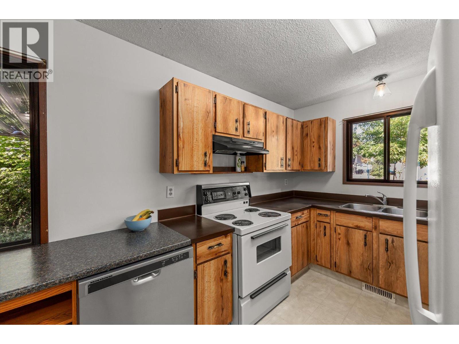 1485 Leaside Avenue, Kelowna, British Columbia  V1Y 3X5 - Photo 5 - 10400308