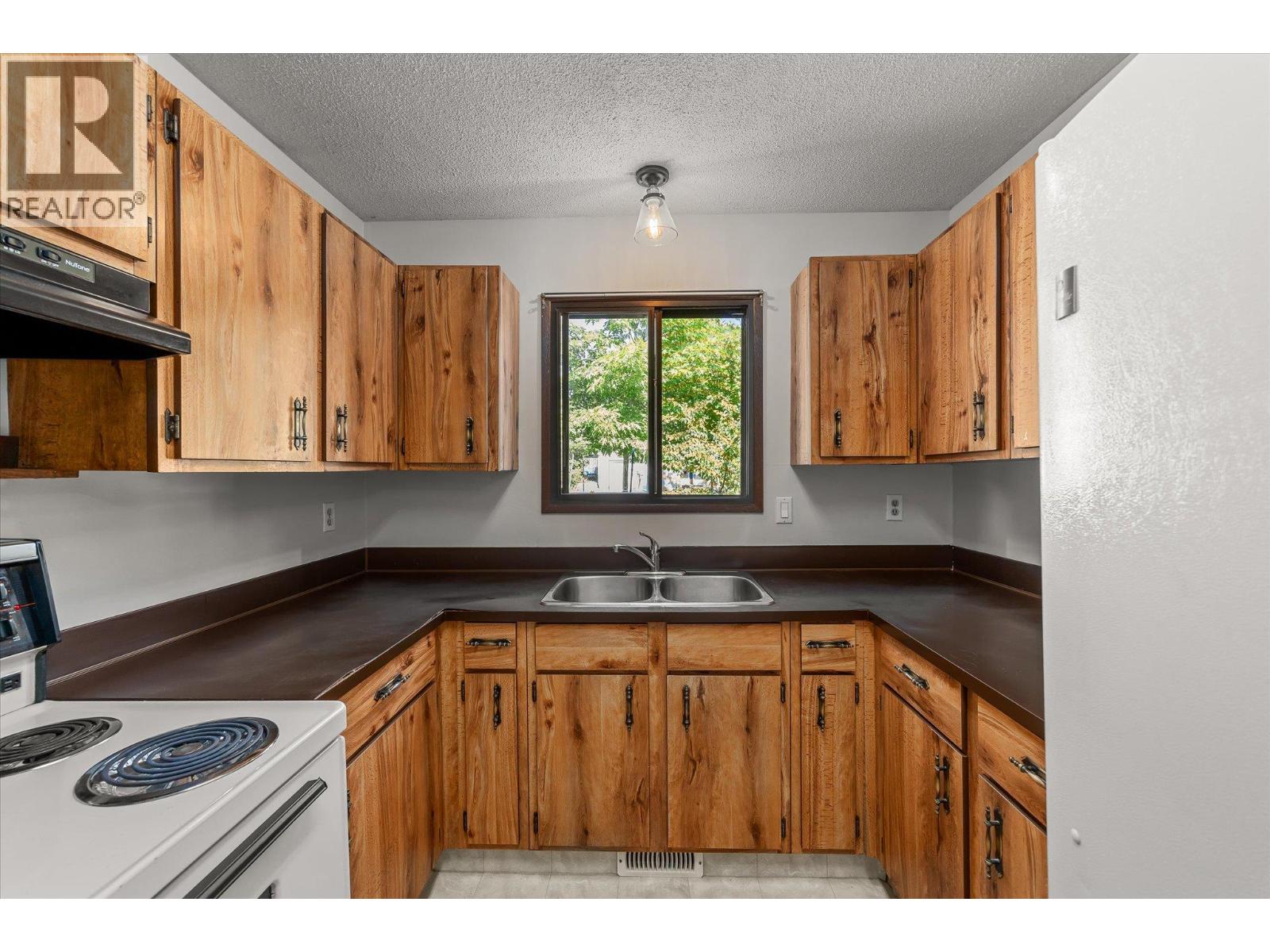 1485 Leaside Avenue, Kelowna, British Columbia  V1Y 3X5 - Photo 6 - 10400308