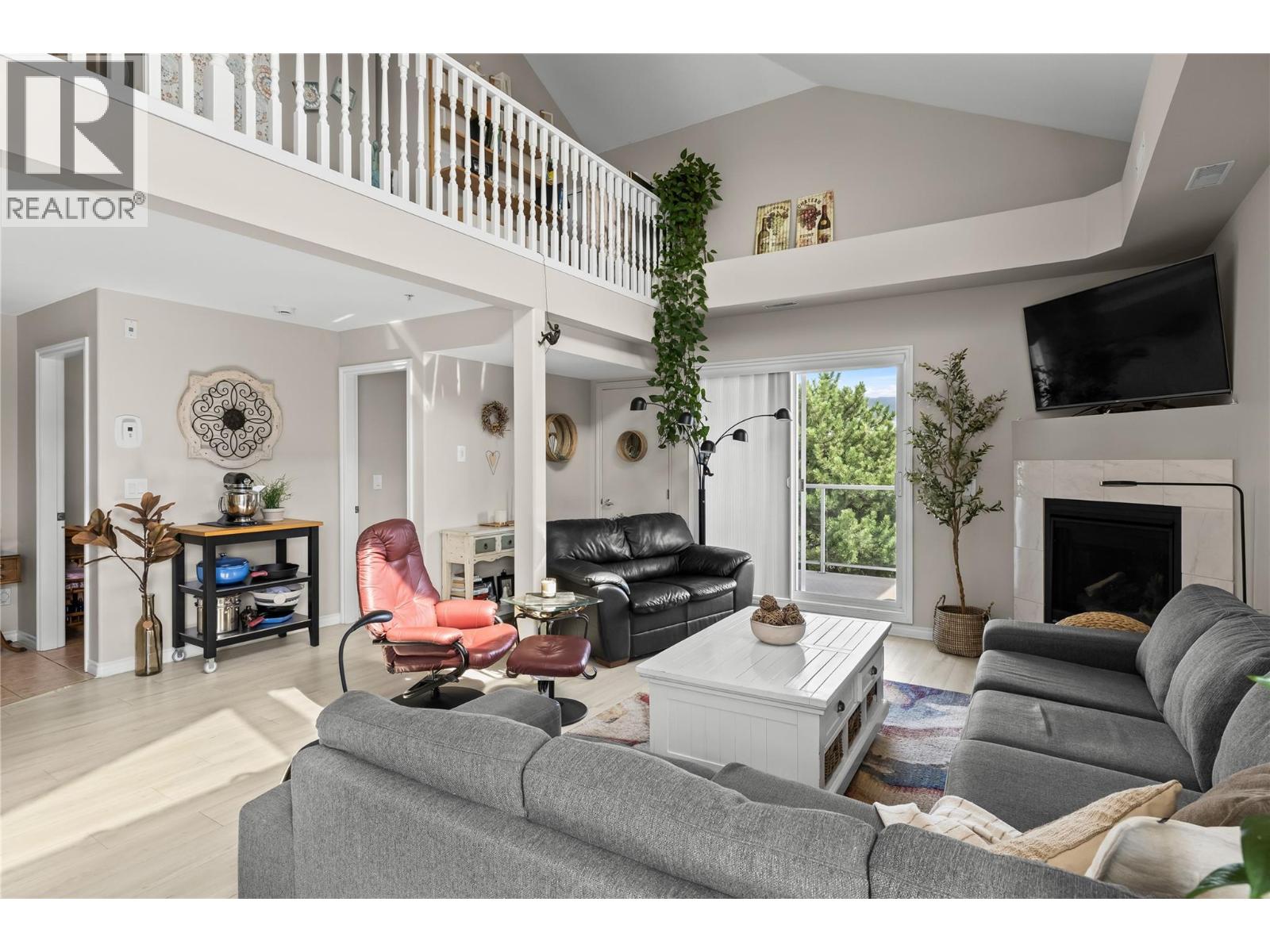 2388 Baron Road Unit# 413, Kelowna, British Columbia  V1X 6X4 - Photo 3 - 10399695