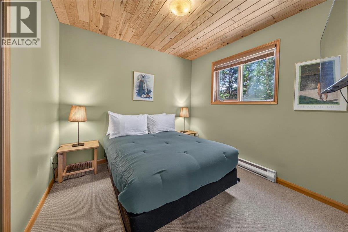 4888 Sable Road, Fairmont Hot Springs, British Columbia  V0B 1L1 - Photo 14 - 10400263