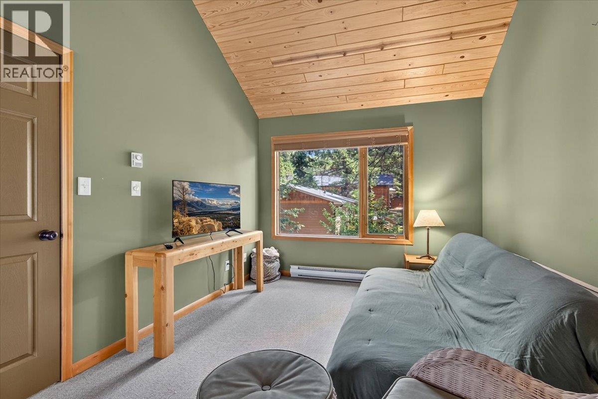 4888 Sable Road, Fairmont Hot Springs, British Columbia  V0B 1L1 - Photo 21 - 10400263