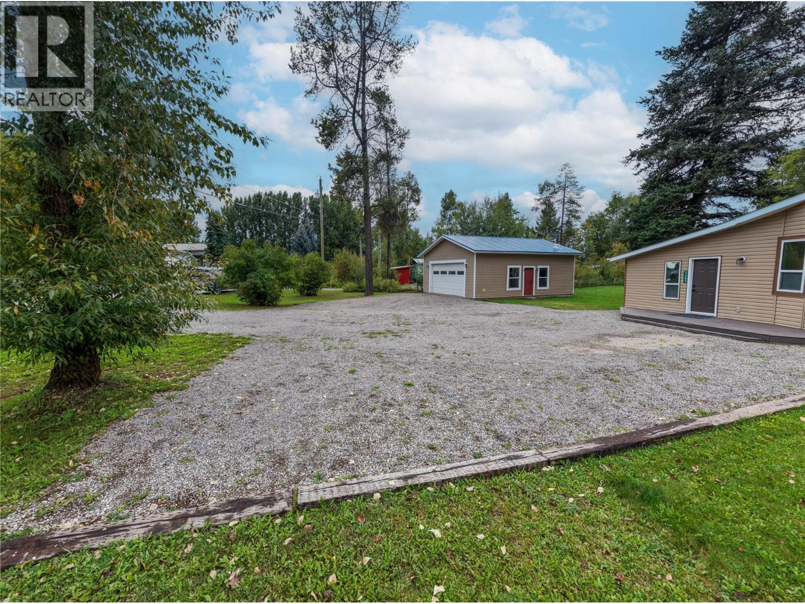 7285 Jaffray Village Loop Road, Jaffray, British Columbia  V0B 1T0 - Photo 25 - 10399962