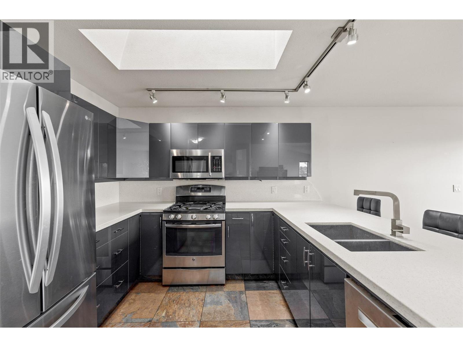 1525 Bear Creek Road Unit# 14, Kelowna, British Columbia  V1Z 3R6 - Photo 15 - 10399176