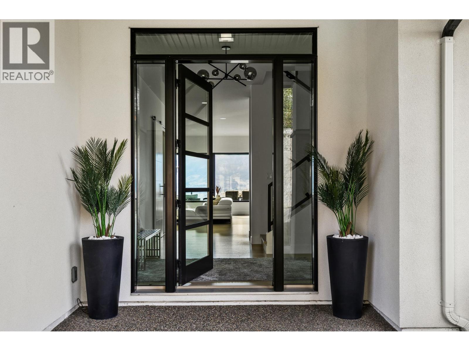 1539 Rocky Point Drive, Kelowna, British Columbia  V1V 3E2 - Photo 12 - 10400280
