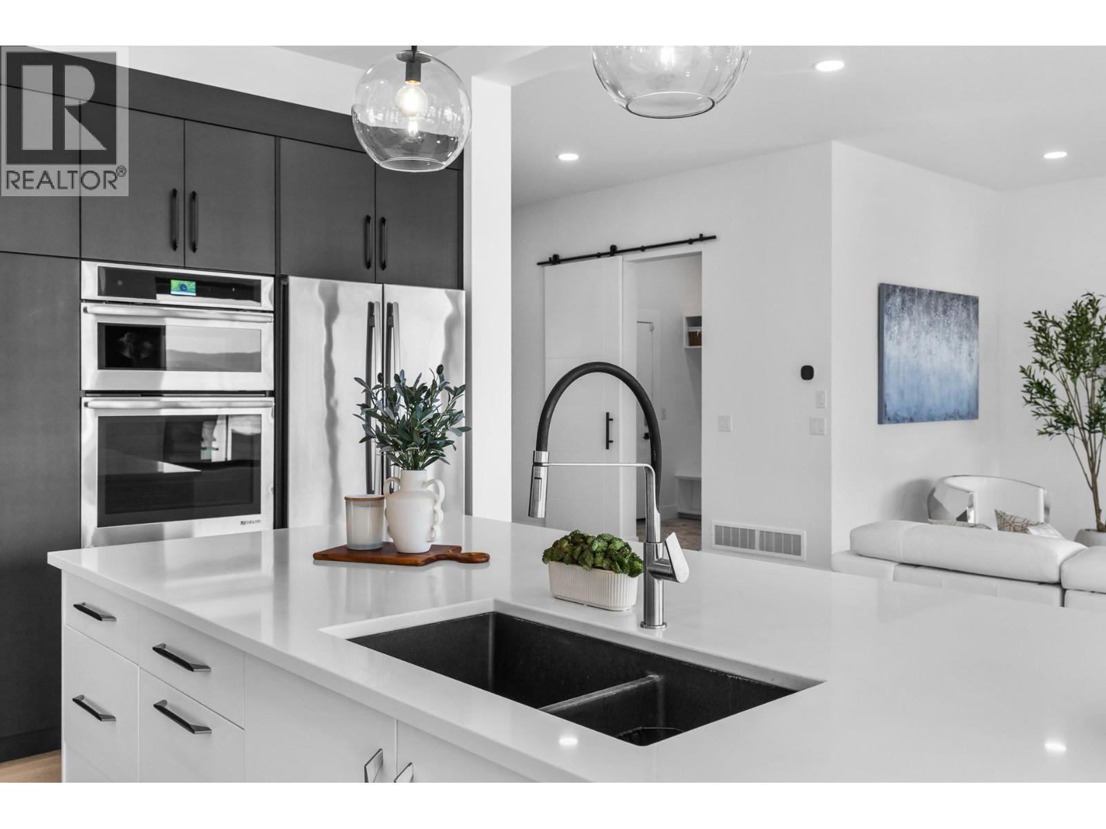 1539 Rocky Point Drive, Kelowna, British Columbia  V1V 3E2 - Photo 29 - 10400280