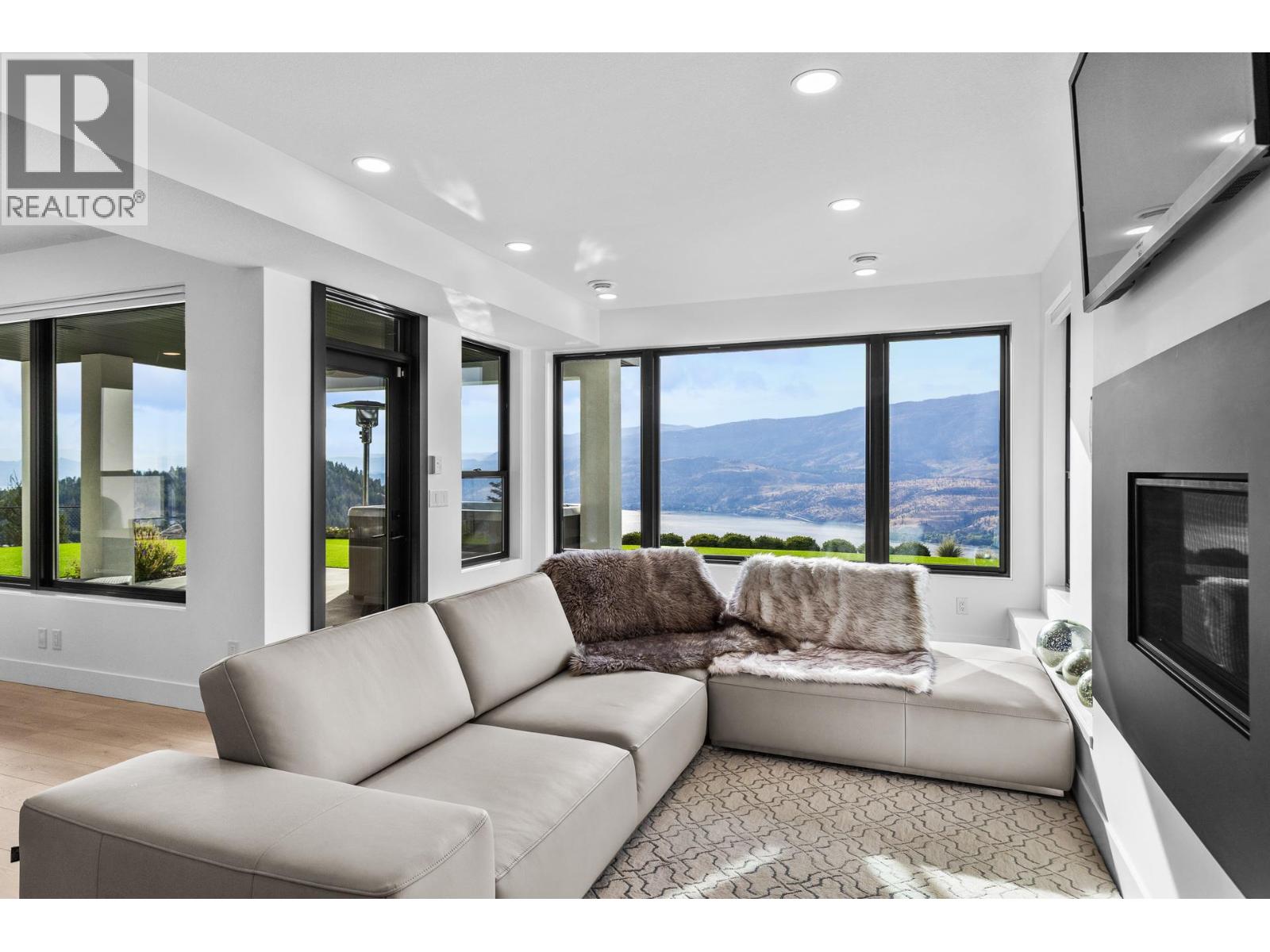 1539 Rocky Point Drive, Kelowna, British Columbia  V1V 3E2 - Photo 58 - 10400280