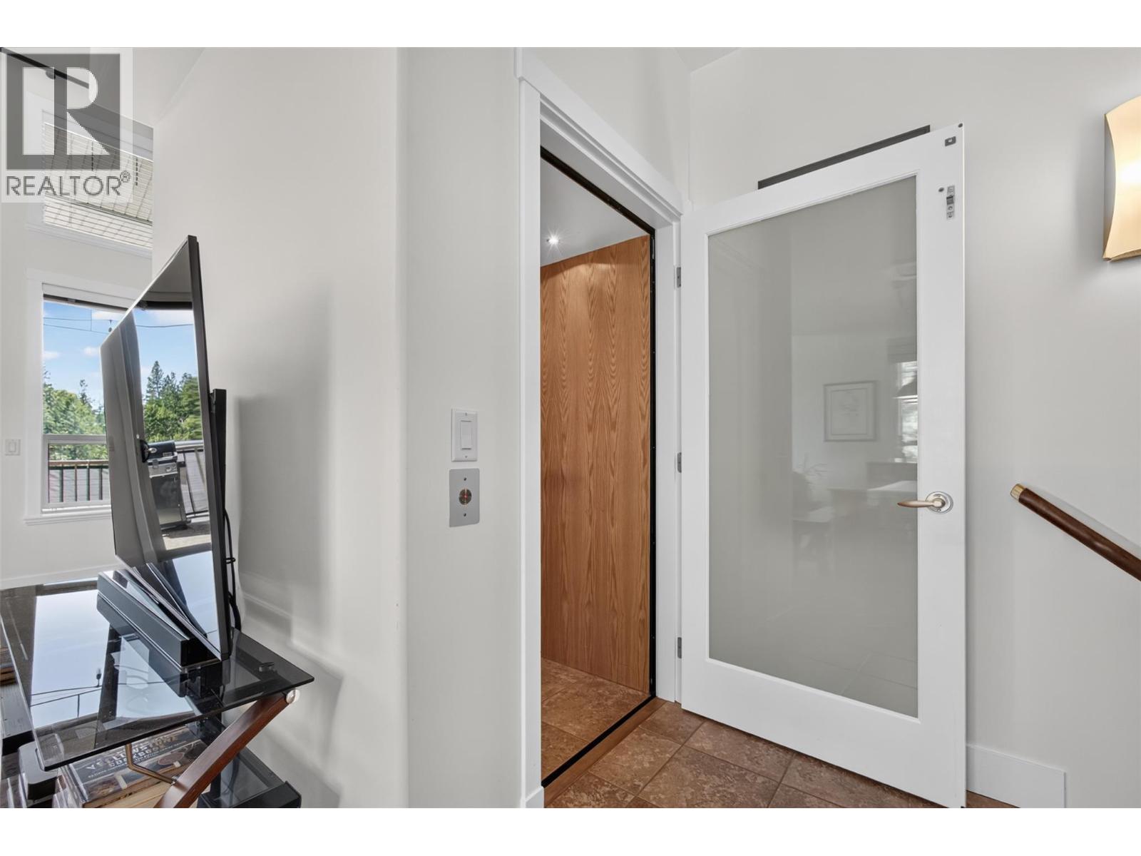 3359 Cougar Road Unit# 9, West Kelowna, British Columbia  V4T 3G1 - Photo 7 - 10399366