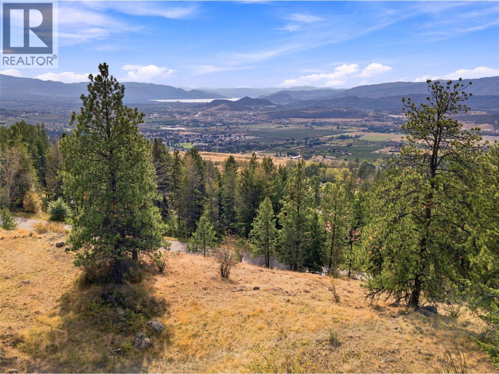 5601 Twin Creek Place, Kelowna, British Columbia  V1X 7V7 - Photo 2 - 10400571
