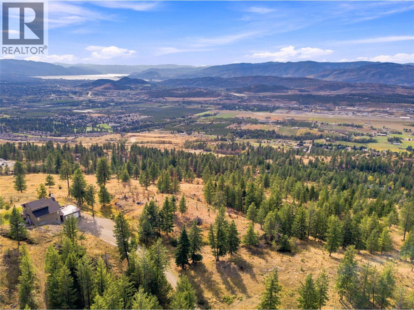 5601 Twin Creek Place, Kelowna, British Columbia  V1X 7V7 - Photo 4 - 10400571