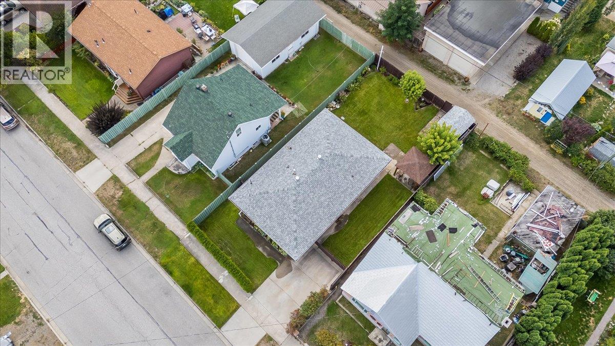 2038 Sixth Avenue, Trail, British Columbia  V1R 3B5 - Photo 43 - 10400227
