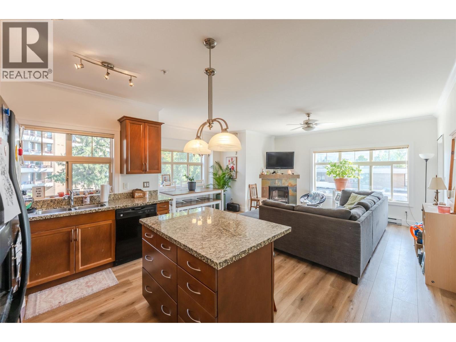 240 Wade Avenue W Unit# 307, Penticton, British Columbia  V2A 1T8 - Photo 12 - 10400621