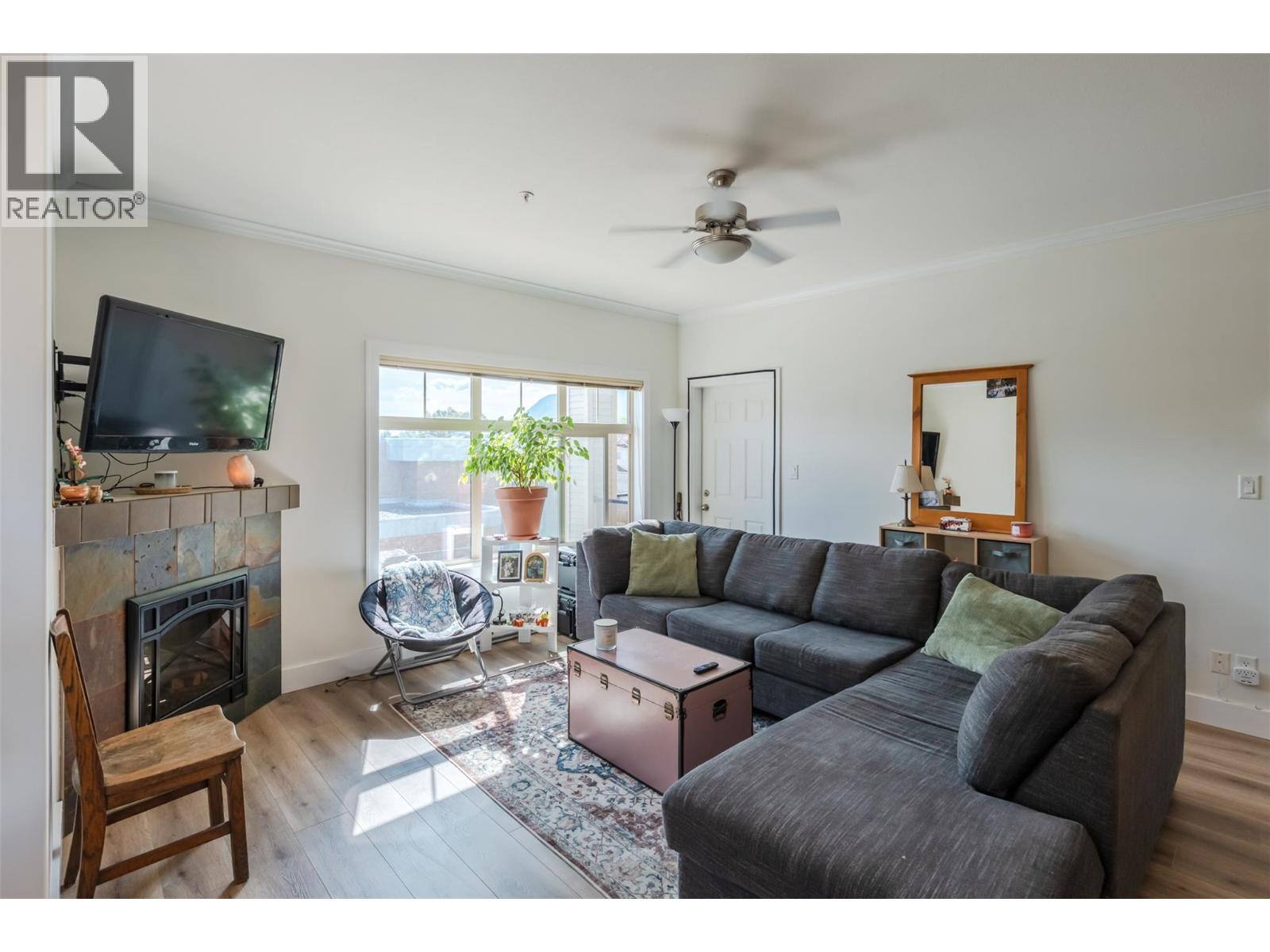 240 Wade Avenue W Unit# 307, Penticton, British Columbia  V2A 1T8 - Photo 3 - 10400621