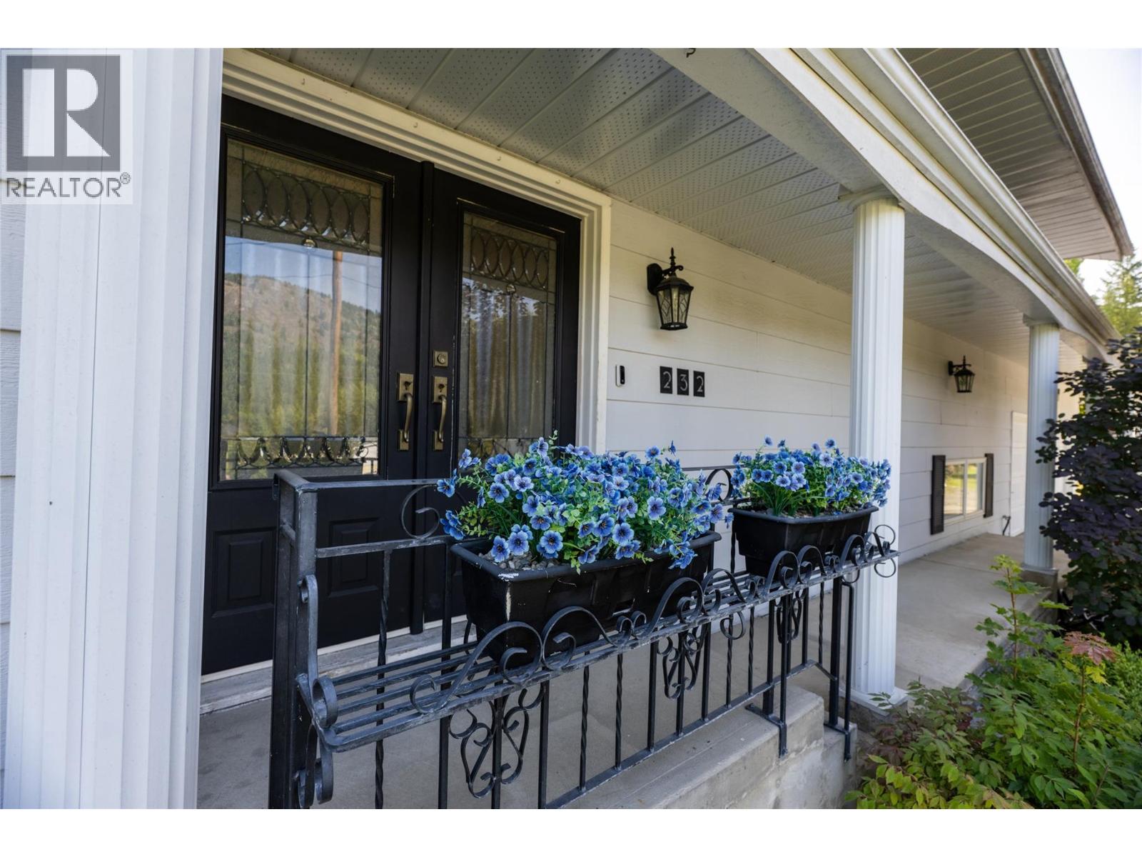 232 Everette Avenue, Greenwood, British Columbia  V0H 1J0 - Photo 3 - 10400608