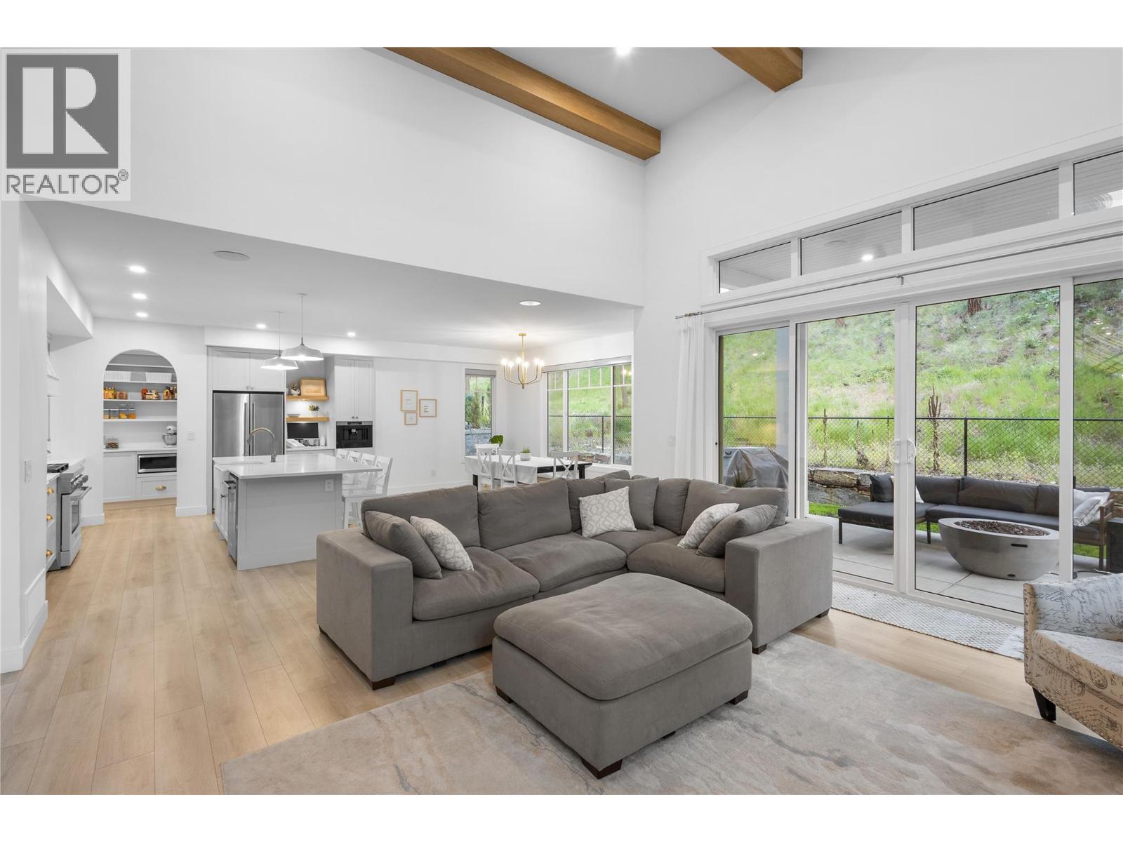 201 Summer Wood Drive, Kelowna, British Columbia  V1V 0C9 - Photo 15 - 10400396