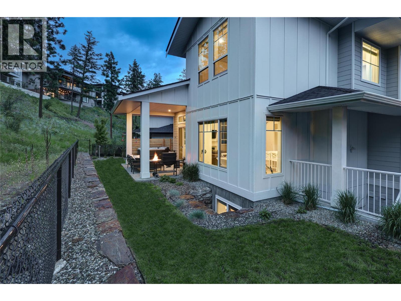 201 Summer Wood Drive, Kelowna, British Columbia  V1V 0C9 - Photo 31 - 10400396