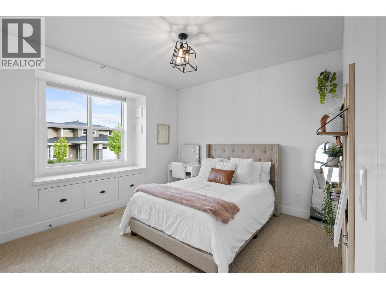 201 Summer Wood Drive, Kelowna, British Columbia  V1V 0C9 - Photo 45 - 10400396