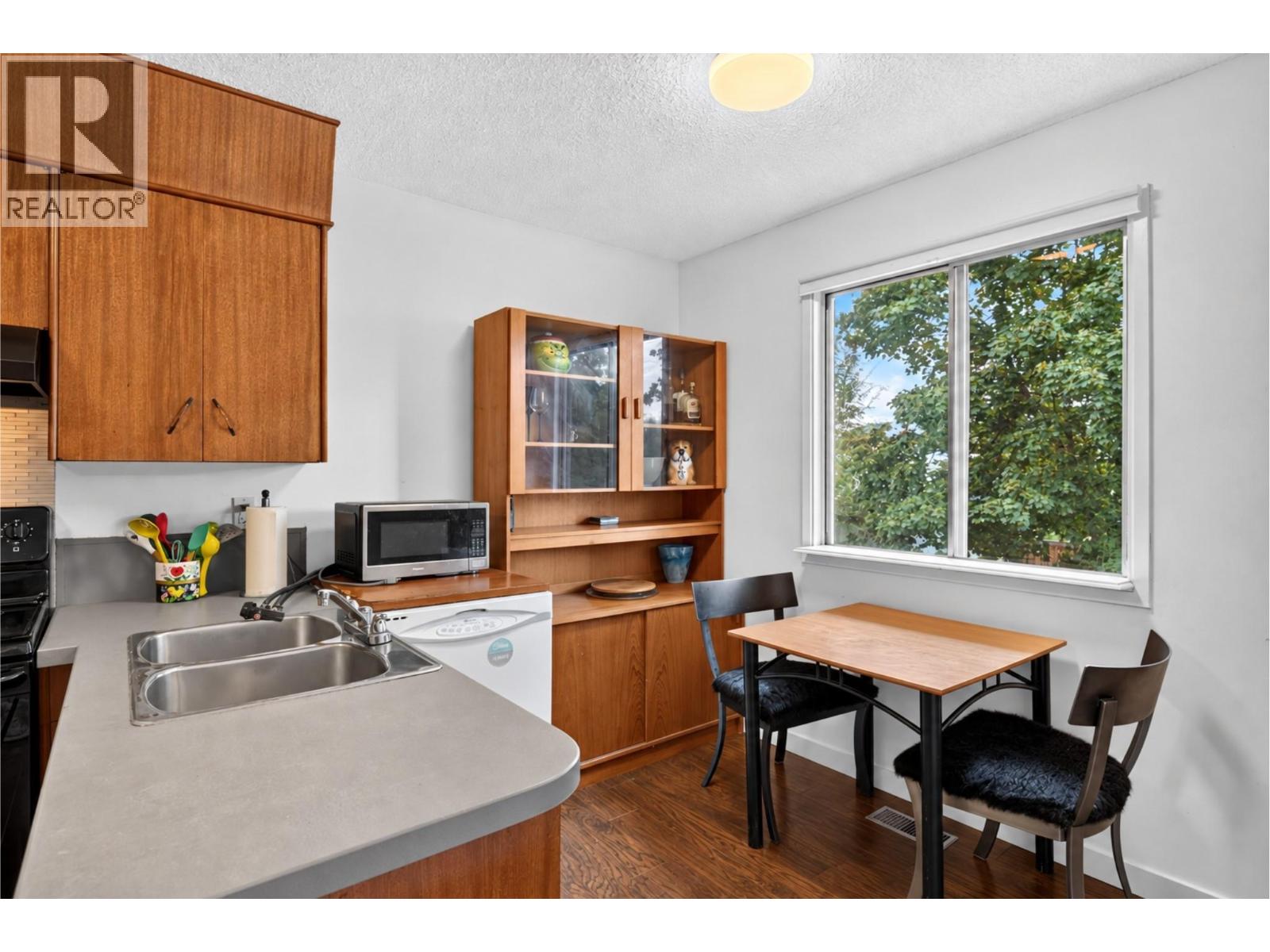 1387 Gordon Drive, Kelowna, British Columbia  V1Y 3E9 - Photo 11 - 10400451