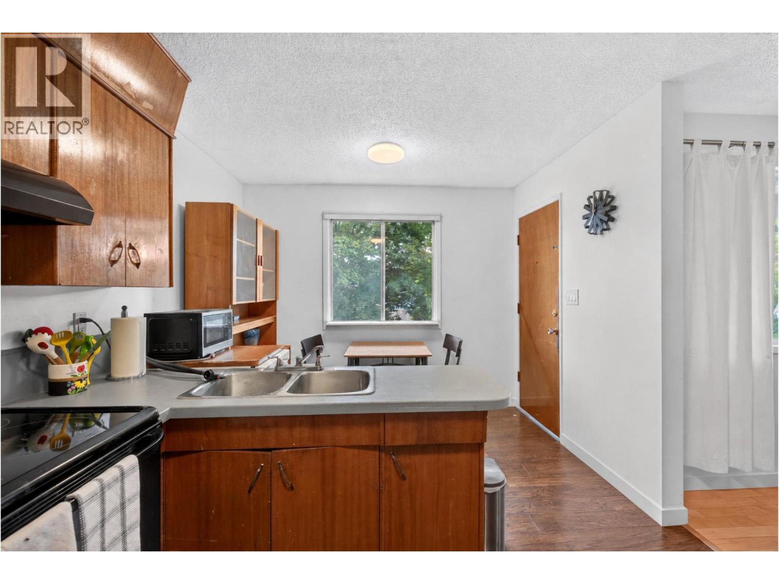 1387 Gordon Drive, Kelowna, British Columbia  V1Y 3E9 - Photo 12 - 10400451