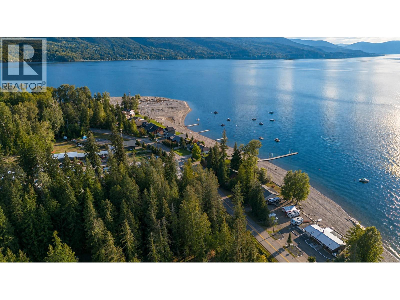 6853 Squilax-Anglemont Road Unit# 15, Magna Bay, British Columbia  V0E 1M7 - Photo 17 - 10399195