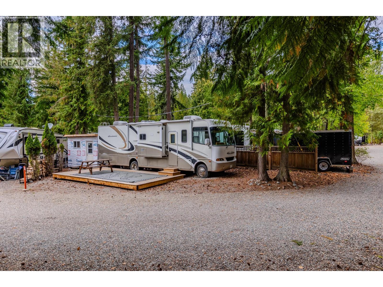 6853 Squilax-Anglemont Road Unit# 15, Magna Bay, British Columbia  V0E 1M7 - Photo 20 - 10399195