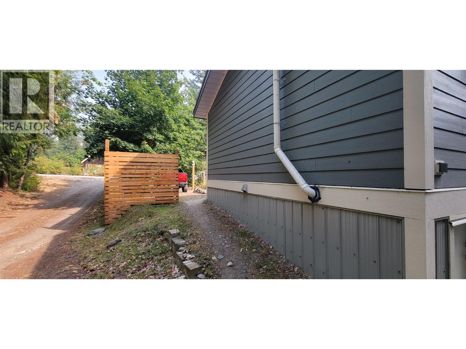 624 Slocan Avenue, New Denver, British Columbia  V0G 1S0 - Photo 15 - 10399574