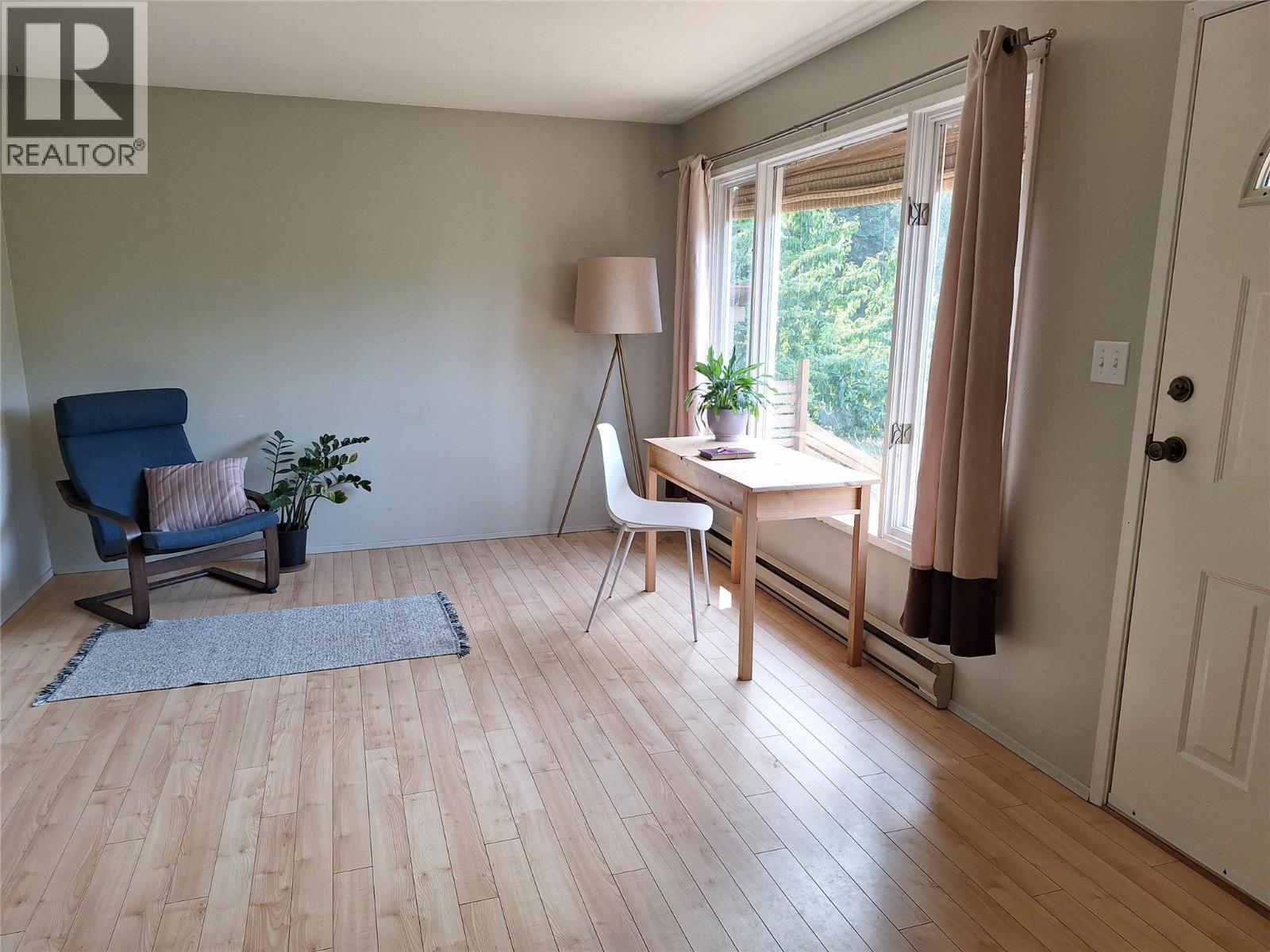 624 Slocan Avenue, New Denver, British Columbia  V0G 1S0 - Photo 4 - 10399574