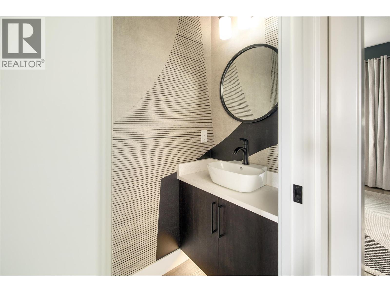 798 Wardlaw Avenue, Kelowna, British Columbia  V1Y 5B9 - Photo 13 - 10399476