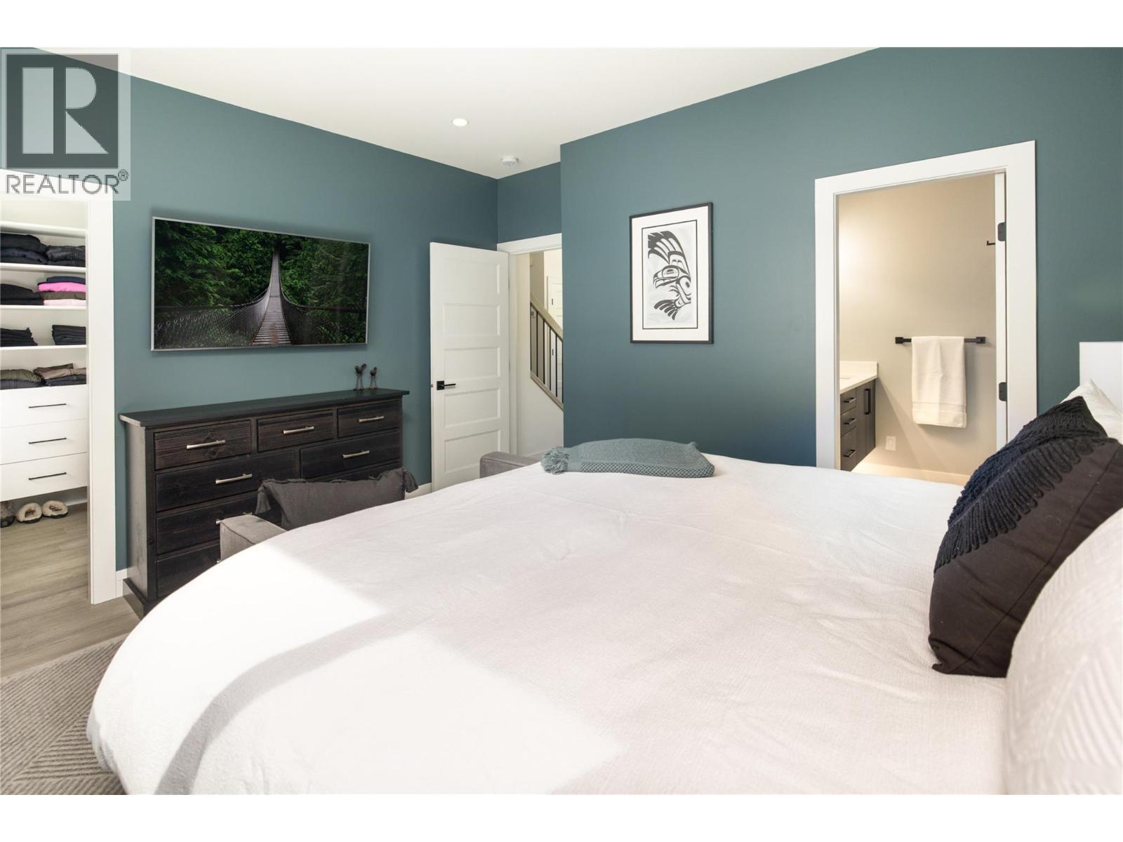 798 Wardlaw Avenue, Kelowna, British Columbia  V1Y 5B9 - Photo 15 - 10399476