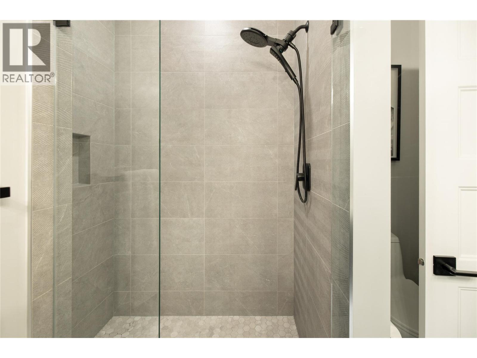 798 Wardlaw Avenue, Kelowna, British Columbia  V1Y 5B9 - Photo 17 - 10399476
