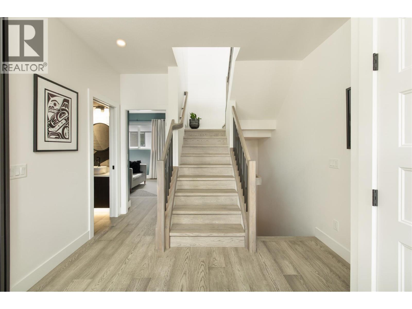 798 Wardlaw Avenue, Kelowna, British Columbia  V1Y 5B9 - Photo 18 - 10399476