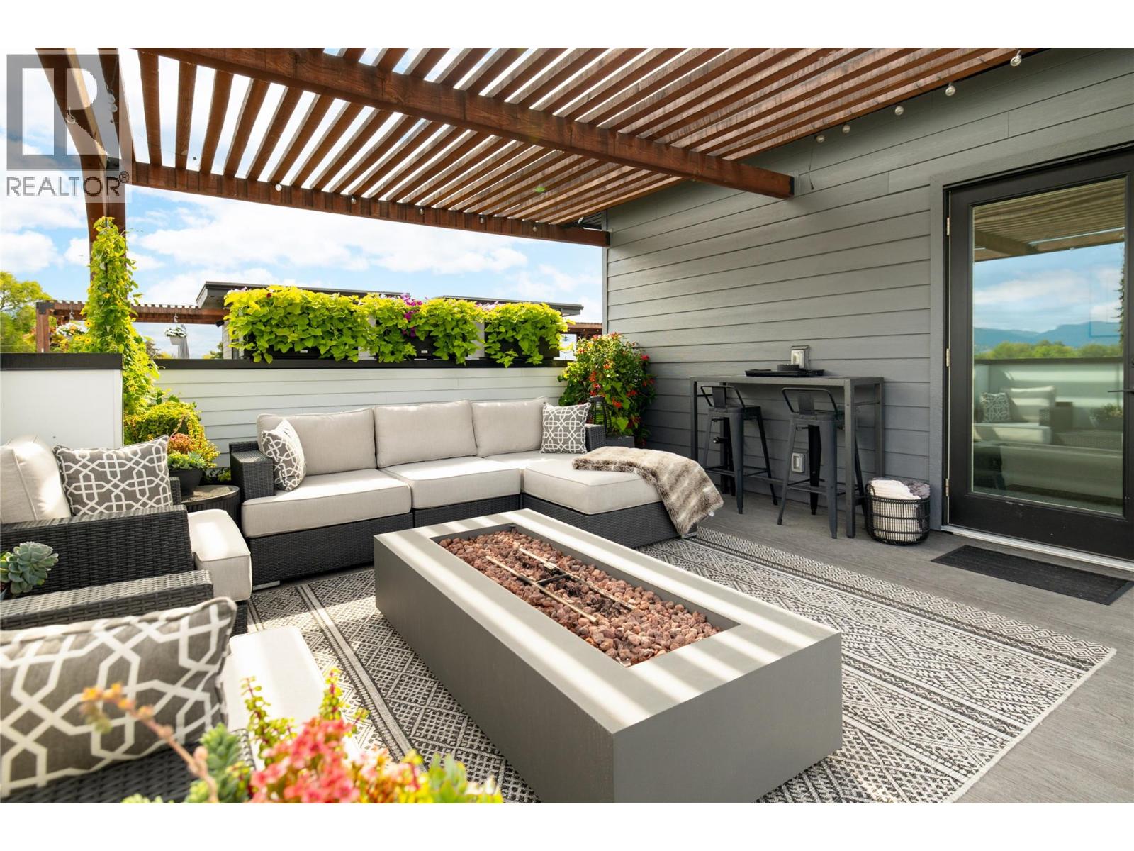 798 Wardlaw Avenue, Kelowna, British Columbia  V1Y 5B9 - Photo 23 - 10399476