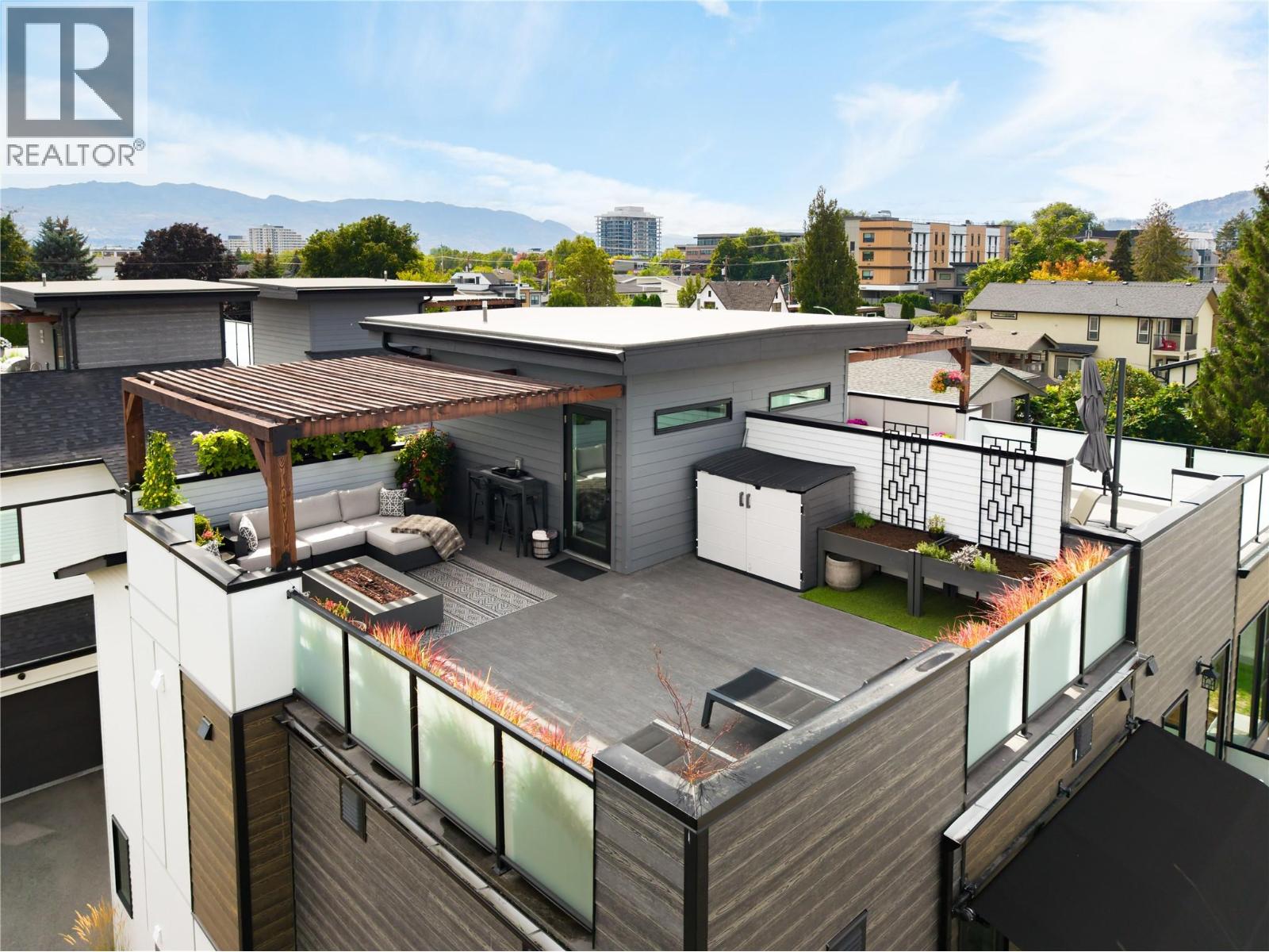 798 Wardlaw Avenue, Kelowna, British Columbia  V1Y 5B9 - Photo 34 - 10399476
