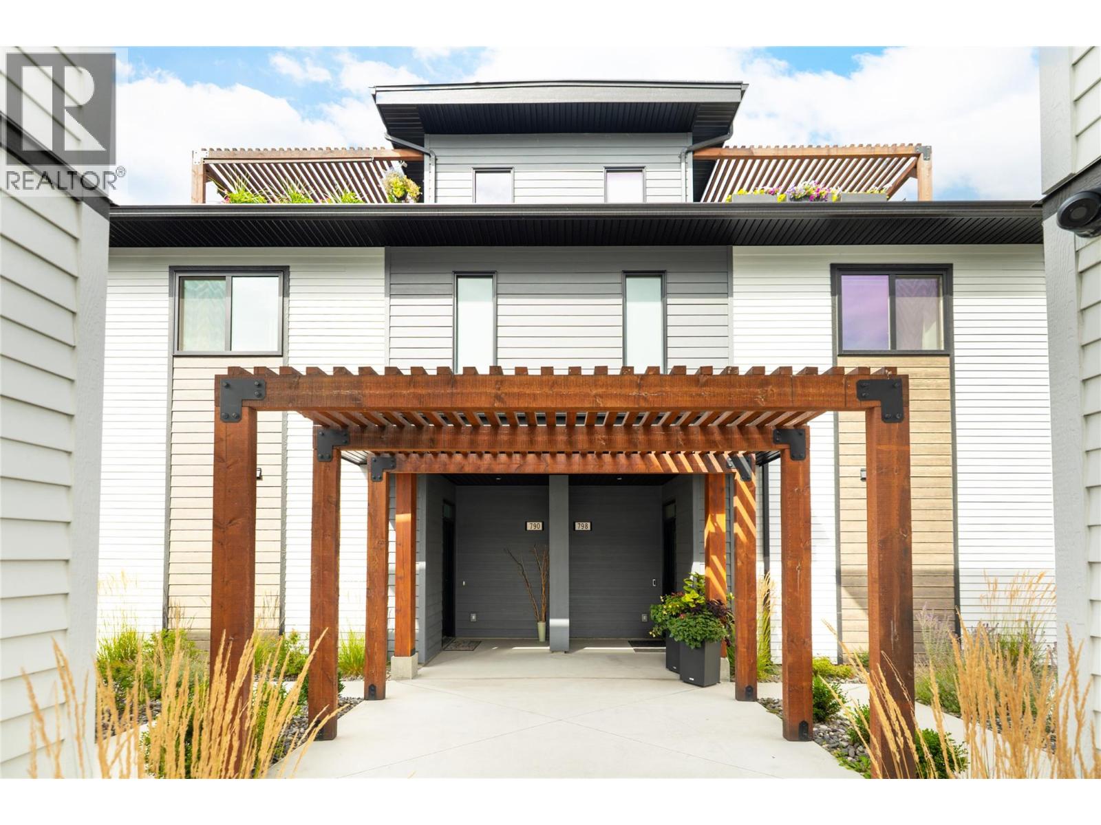798 Wardlaw Avenue, Kelowna, British Columbia  V1Y 5B9 - Photo 43 - 10399476