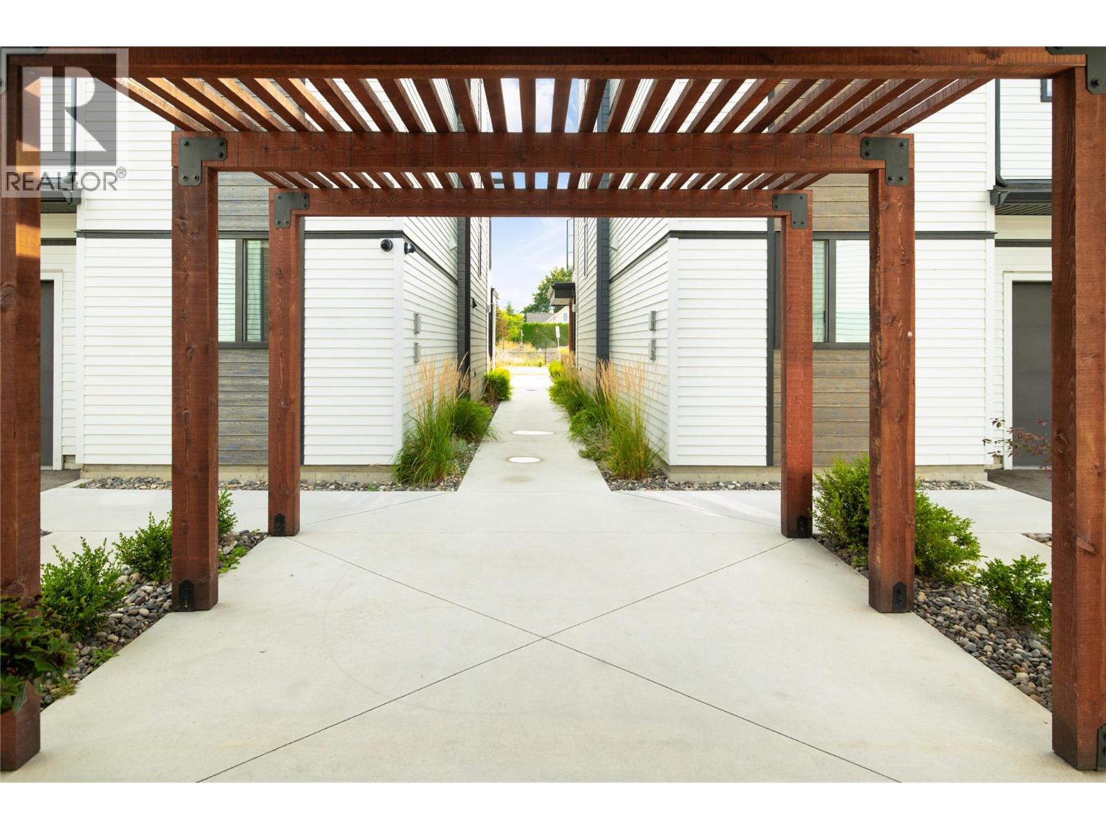 798 Wardlaw Avenue, Kelowna, British Columbia  V1Y 5B9 - Photo 45 - 10399476