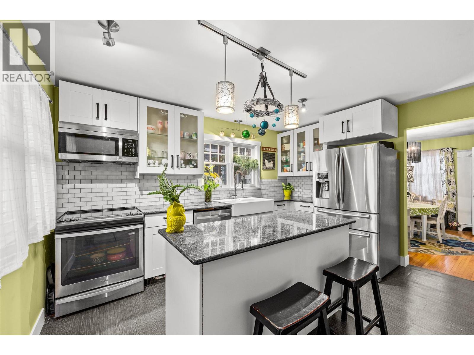 260 Lake Avenue, Kelowna, British Columbia  V1Y 5W7 - Photo 2 - 10400126