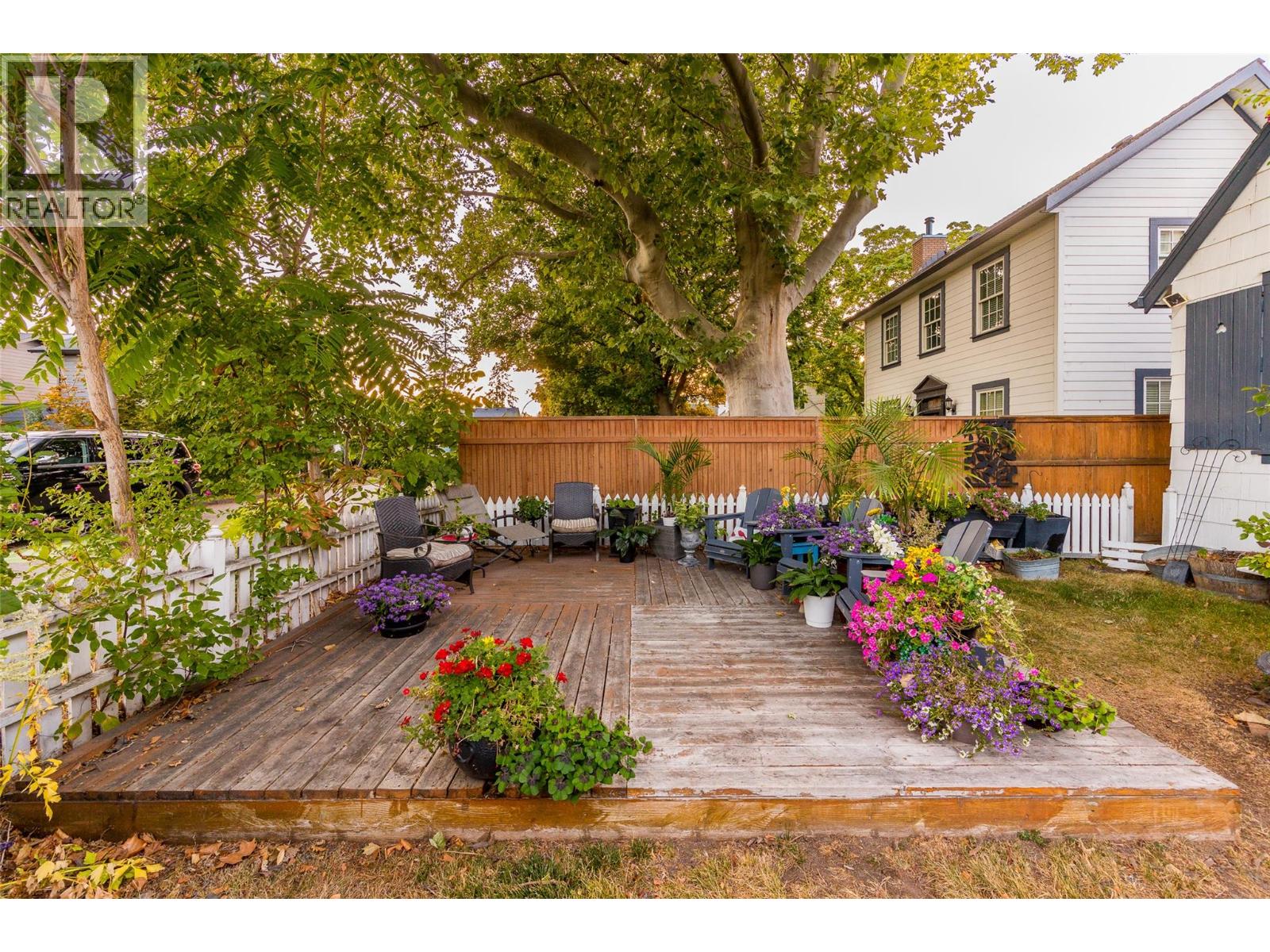 260 Lake Avenue, Kelowna, British Columbia  V1Y 5W7 - Photo 73 - 10400126