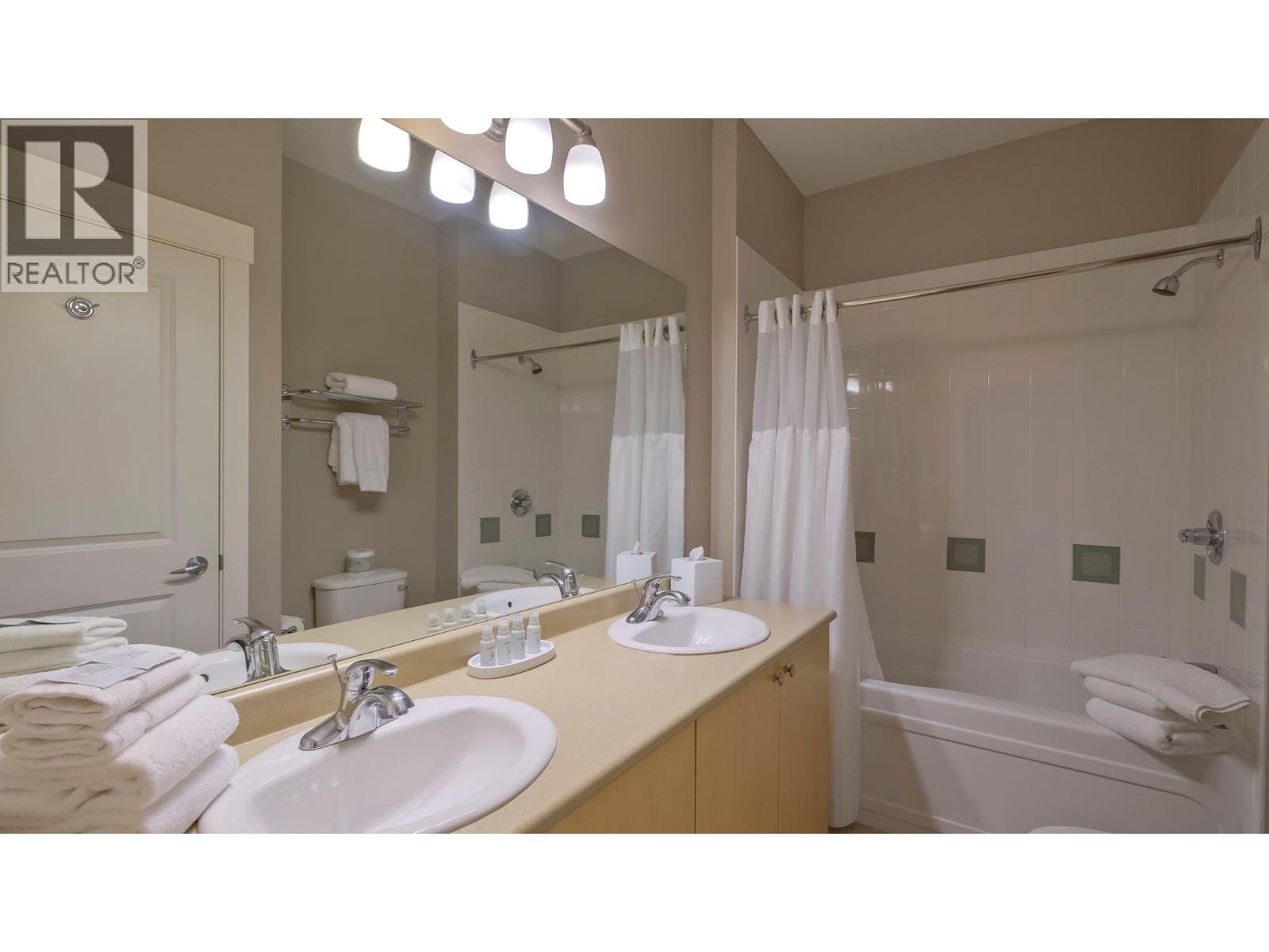 4205 Gellatly Road Unit# 304, West Kelowna, British Columbia  V4T 2K2 - Photo 12 - 10400114