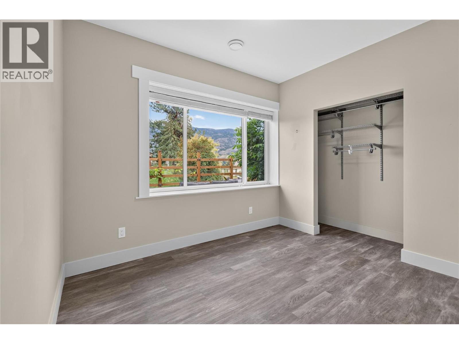241 Oak Avenue, Kaleden, British Columbia  V0H 1K0 - Photo 27 - 10400441