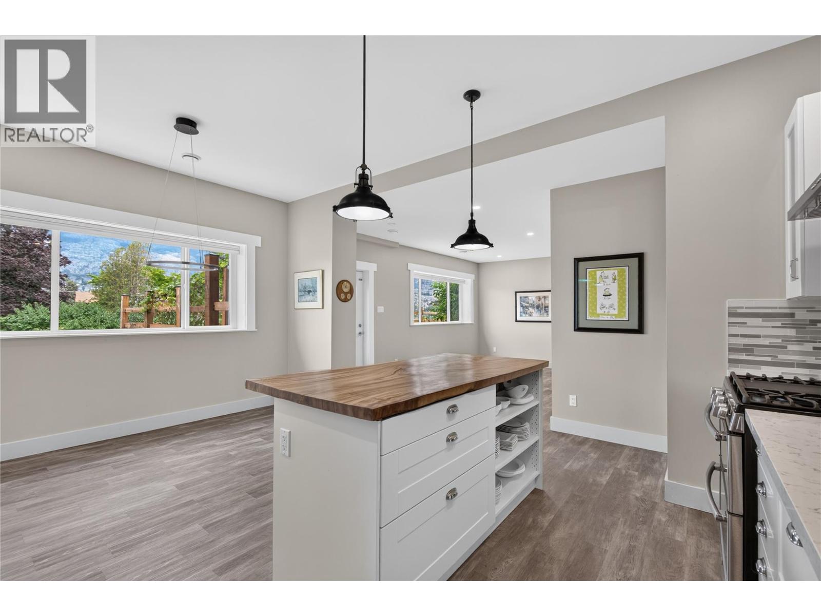 241 Oak Avenue, Kaleden, British Columbia  V0H 1K0 - Photo 32 - 10400441