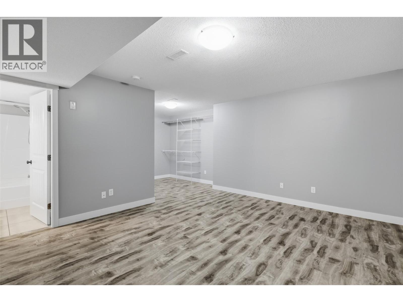 1885 Grasslands Boulevard Unit# 19, Kamloops, British Columbia  V2B 0B8 - Photo 35 - 10400577