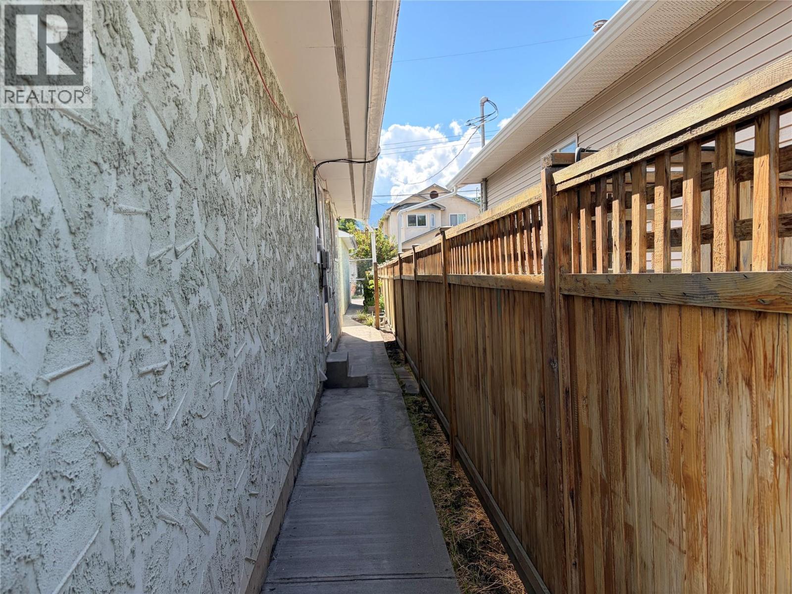 750 Revelstoke Avenue, Penticton, British Columbia  V2A 2J2 - Photo 14 - 10400004